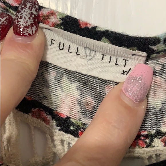 Full Tilt Boho Sleeveless Top - Picture 2 of 5